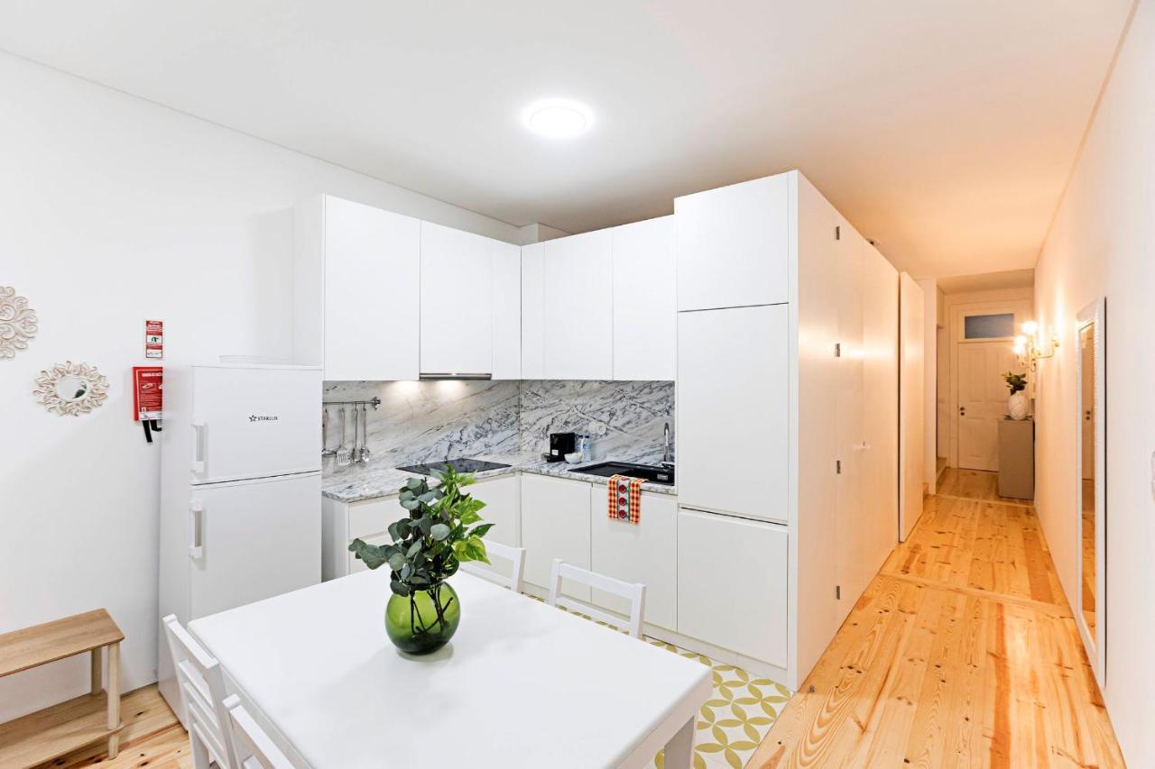Lóios 1BR Flat Downtown by LovelyStay OOporto Exterior foto