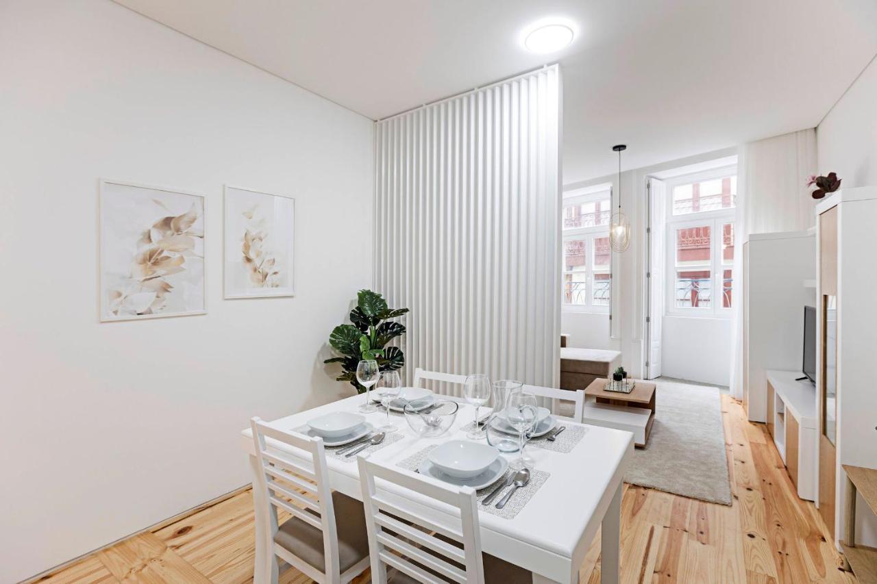 Lóios 1BR Flat Downtown by LovelyStay OOporto Exterior foto